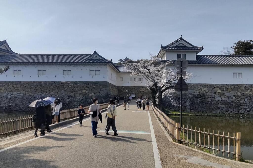 Villa Hikone Castle Экстерьер фото
